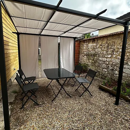 Le Ti'verdun Gare De Giverny Hébergement de vacances *