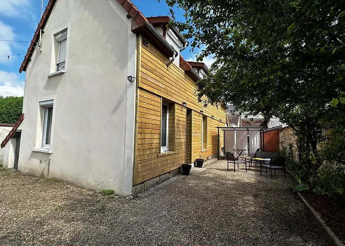 Le Ti'verdun Gare De Giverny Holiday home *